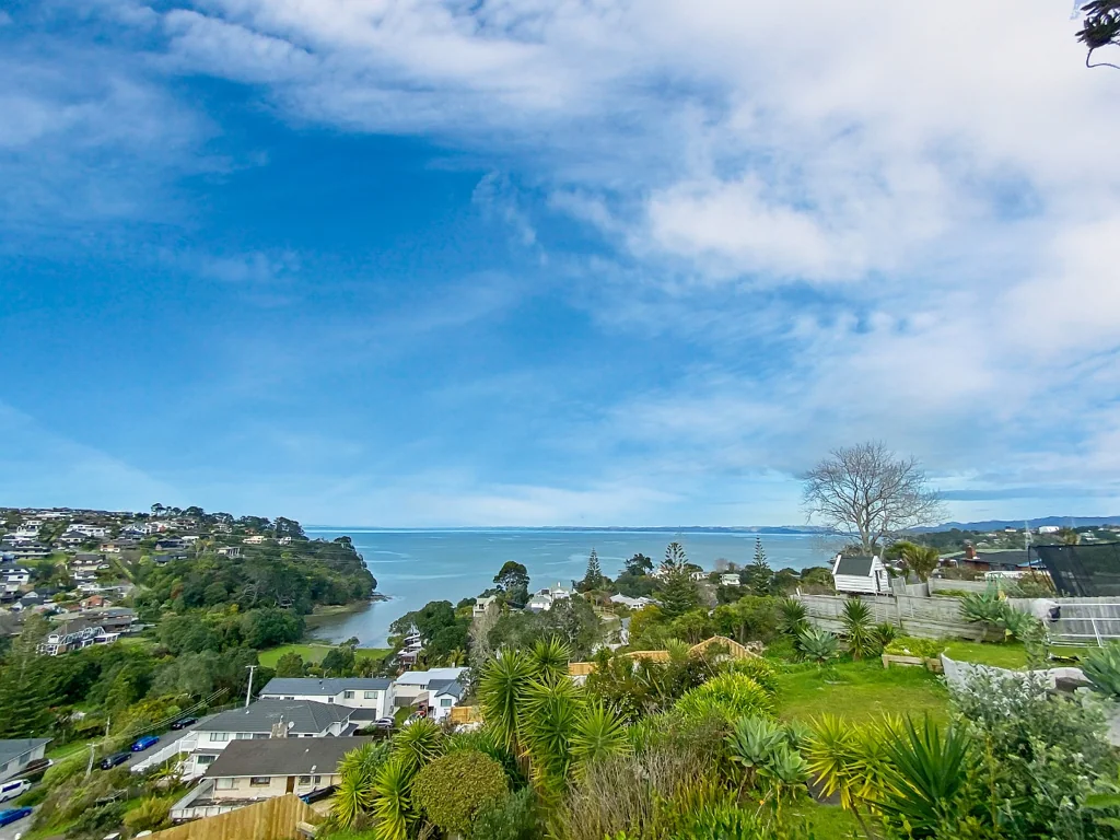 Blockhouse Bay - Ocean Views