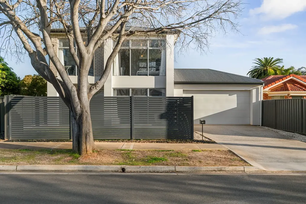 Warradale 3Zimmer Low-maintenance, dual-level living that makes you fall in love with lifestyle again…