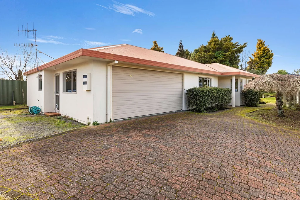 Hilltop 4房  Space, Privacy and room to relax