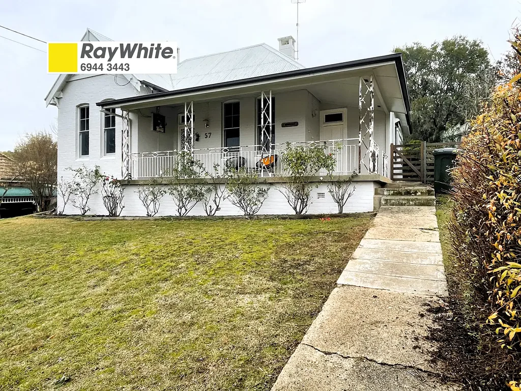 Gundagai 3 Bedroom Character, Style and Location.