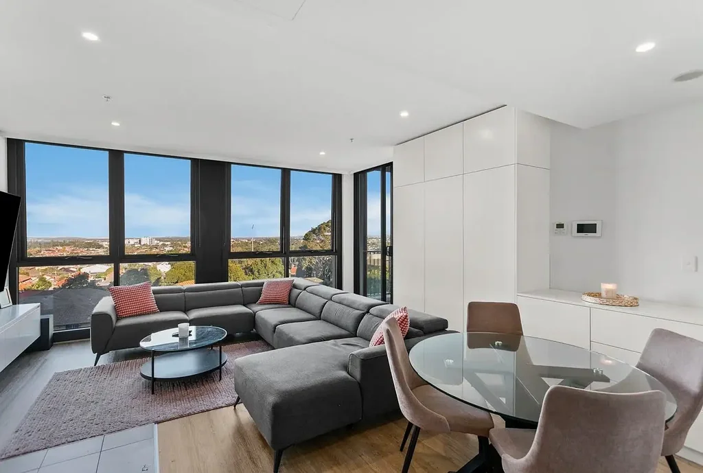 Kogarah 1ਬੈੱਡਰੂਮ Modern 1-Bedroom Apartment with Stunning Views in the Heart of Kogarah