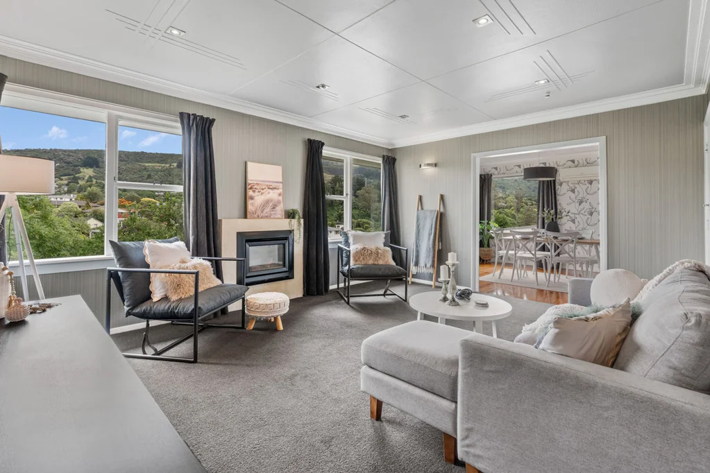 Helensburgh 3 Bedroom Vendor’s Instructions Are Bring Me An Offer!