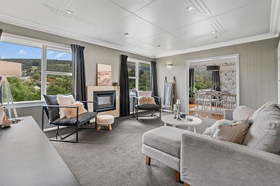 Helensburgh 3 Bedroom Vendor’s Instructions Are Bring Me An Offer!
