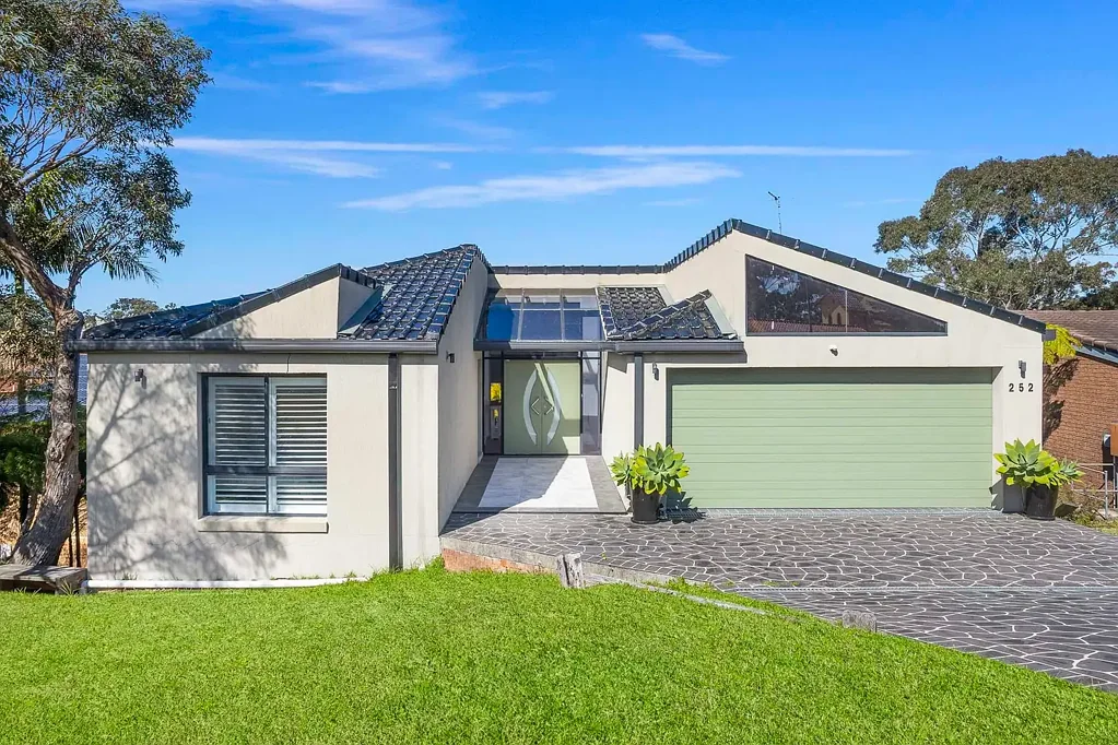 252 Fowler Road, Illawong, NSW 2234