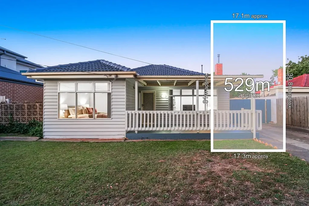 Springvale 3Kwarto Packed with Potential, Positioned to Please – The Springvale All-Rounder!