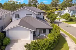 7 King Arthur Crescent, Murrumba Downs