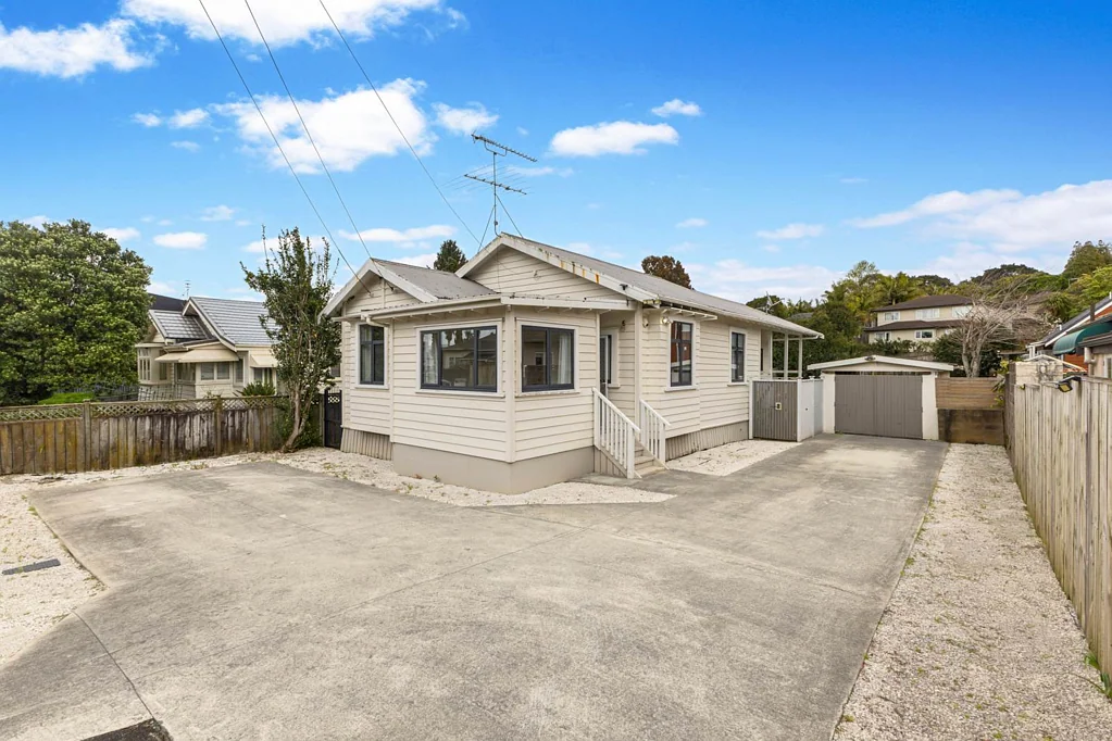 Ellerslie 3 Slaapkamer Developers & Investors - Land, Location, Potential