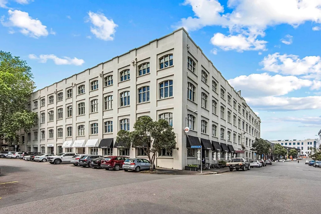 Parnell  PREMIUM OFFICE SUITES IN ICONIC TEXTILE BUILDING