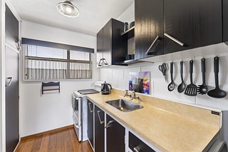 1/93 Racecourse Road, Sockburn