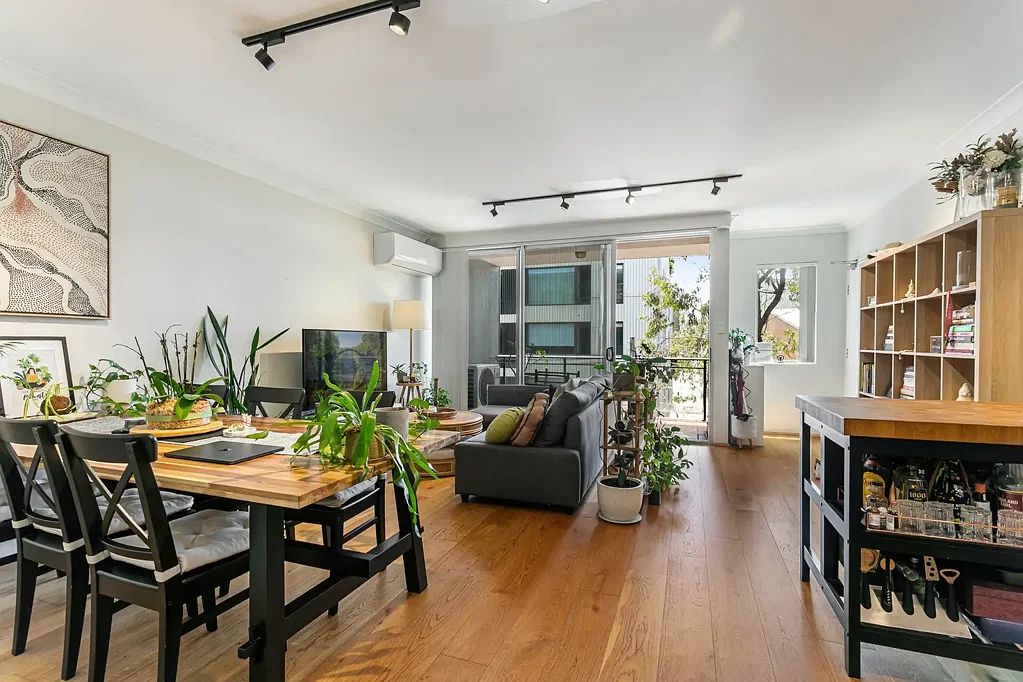 North facing stylish urban apartment