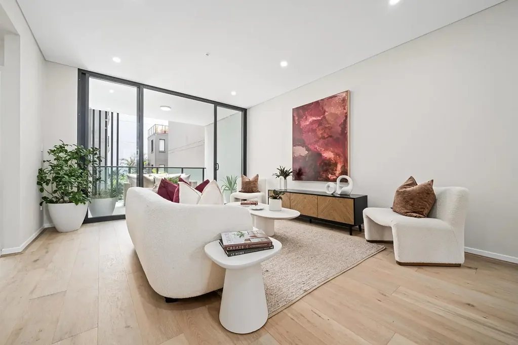 Dee Why 2ਬੈੱਡਰੂਮ DISPLAY NOW OPEN | LUXURY COASTAL LIVING | 128² OF DESIGNER SPACE  | CONSTRUCTION COMPLETE IN 4 WEEKS*