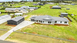 25 Cumming Drive, Longford