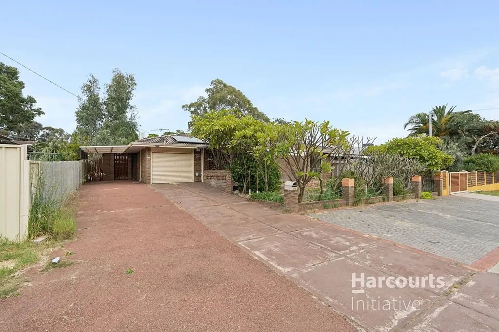 Spacious 4 Bedroom Family Home with Studio