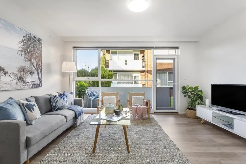 BIG, BRIGHT & RENOVATED!