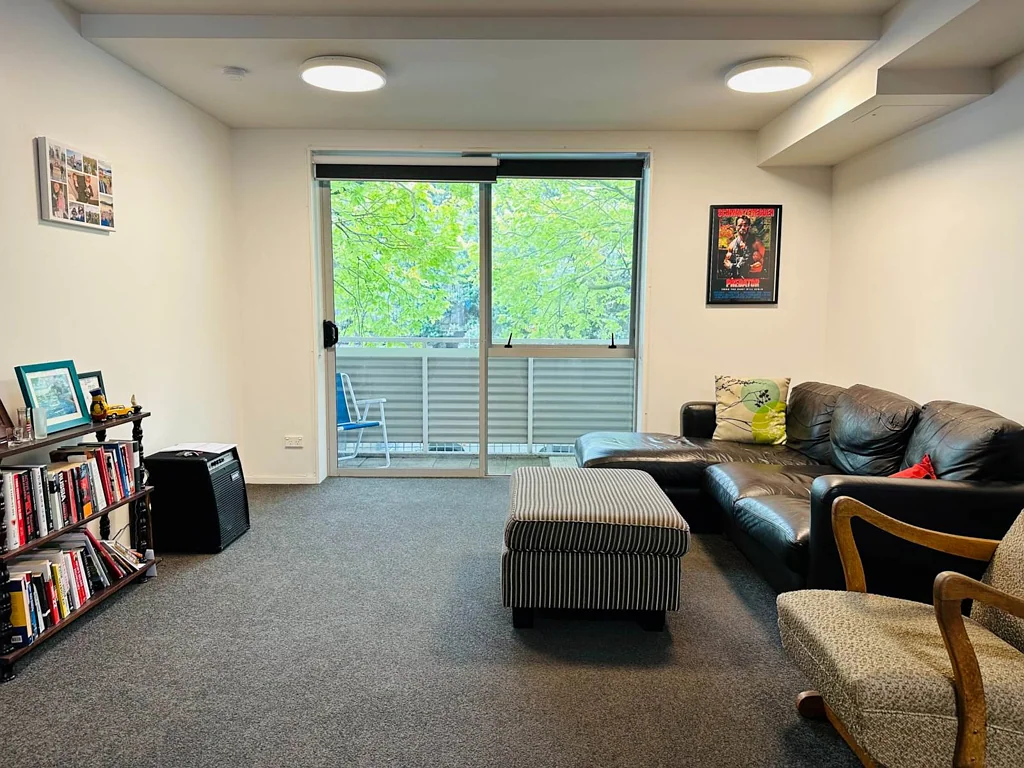 Prime Location - 3 Minute Walk to Train Station