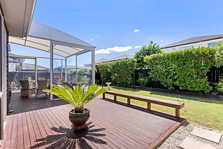 10 Rosewell Crescent, Flat Bush, Manukau City