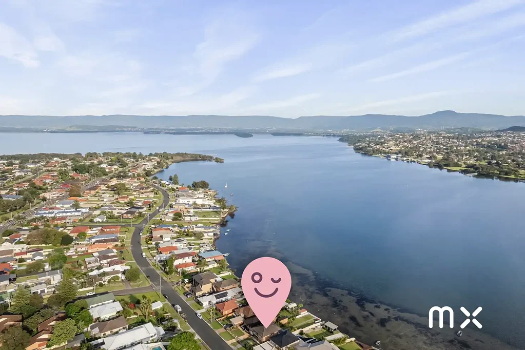 Primbee 3 Bedroom Waterfront Retreat