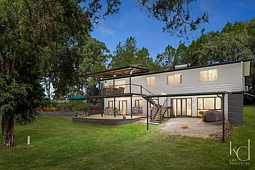 104 Durundur Street, Woodford