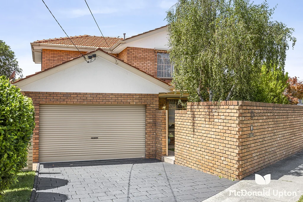 1/10 Bulla Road, Essendon, VIC 3040