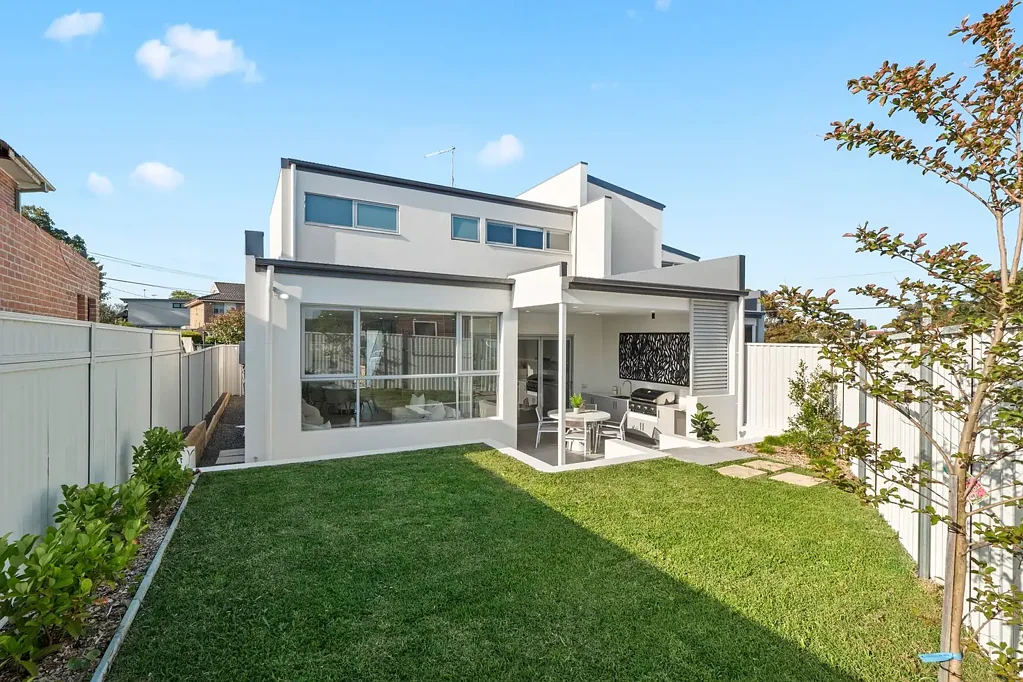 9 Kenny Avenue, Chifley, NSW 2036