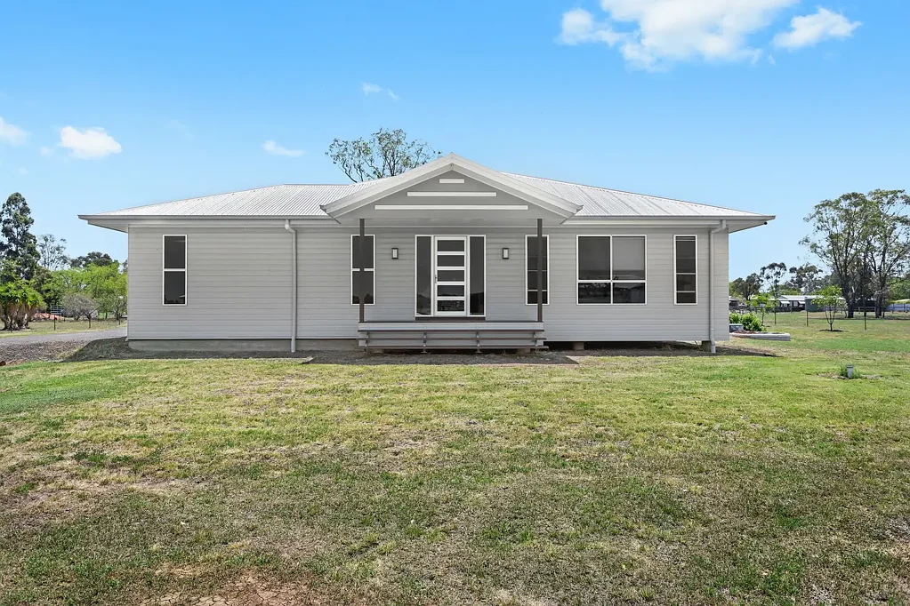 18 Katherine Street, Dalby, QLD 4405