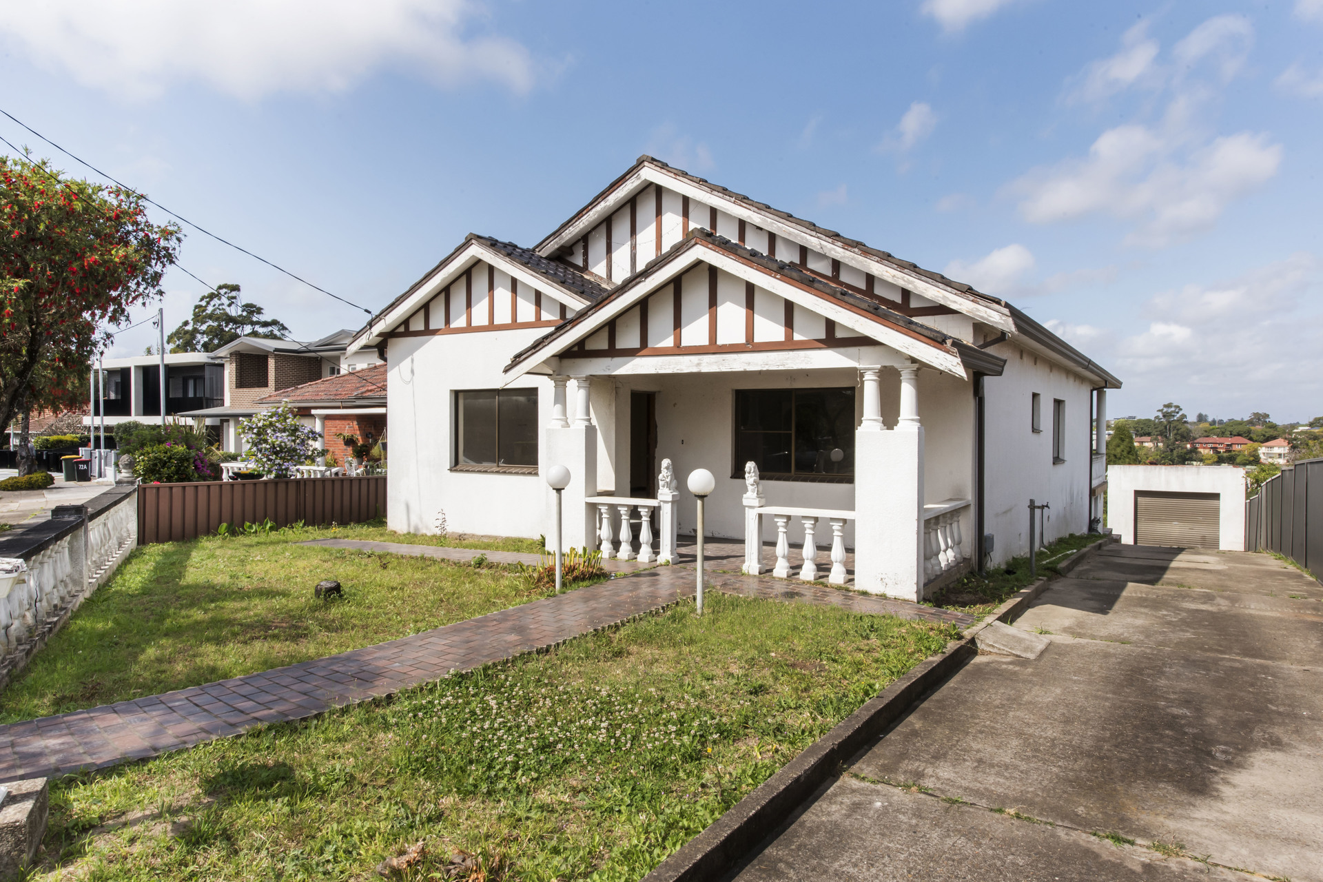 76 MINNAMORRA AV, EARLWOOD NSW 2206, 0 habitaciones, 0 baños, House