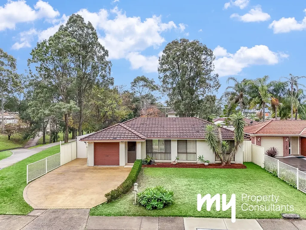 204 Welling Drive, Mount Annan, NSW 2567
