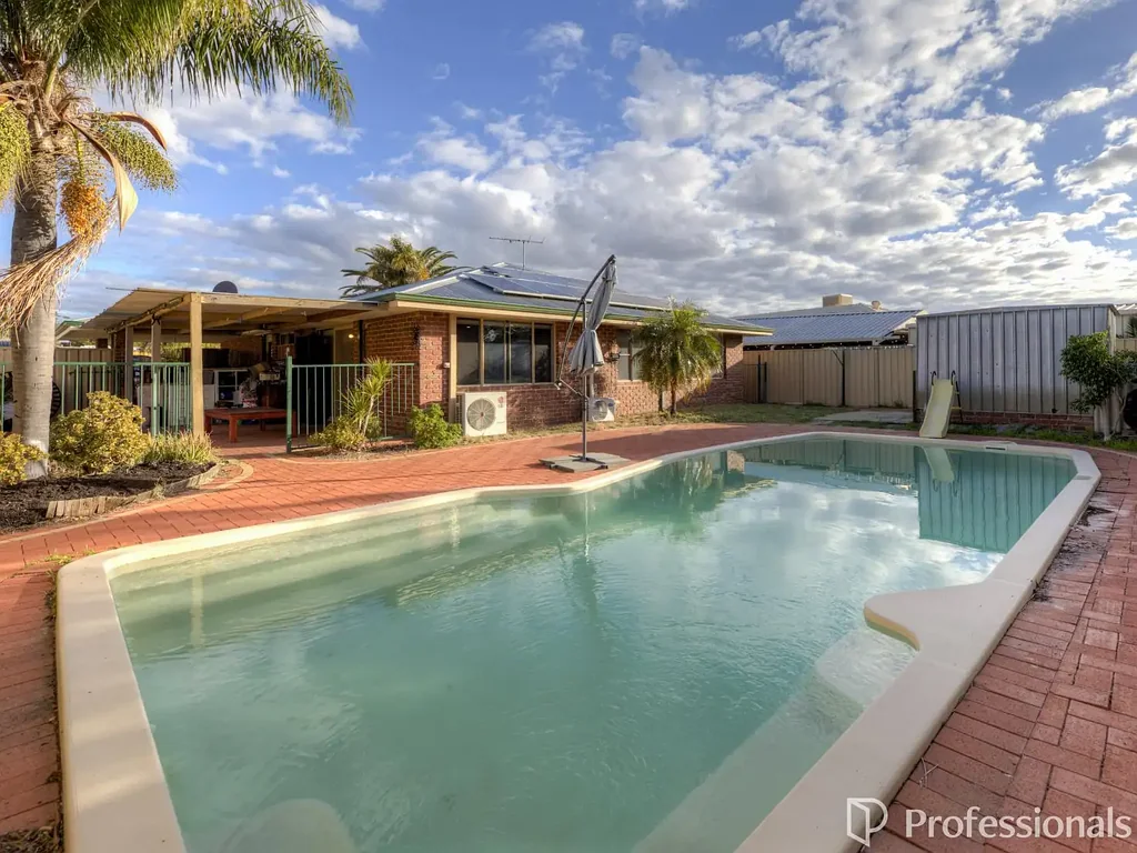 High Wycombe 5 Slaapkamer Pool and 5th Bedroom!!