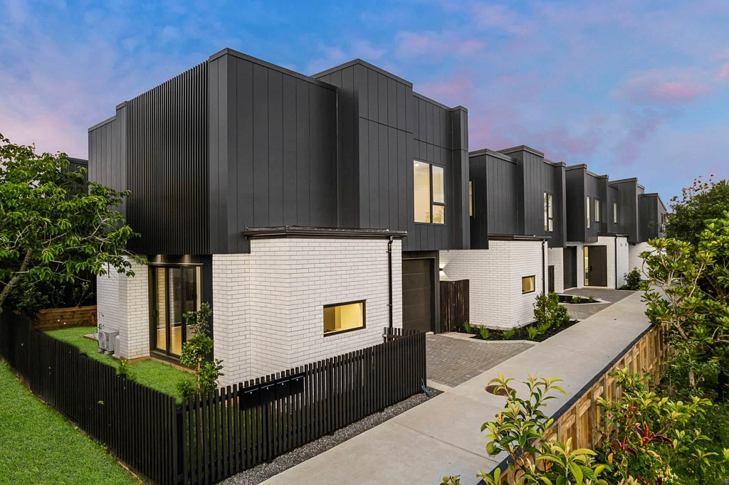 24A Finnerty Avenue, Howick, Manukau City, Auckland
