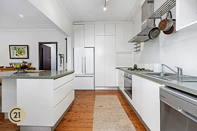 Address Withheld, Pennant Hills, NSW 2120, 5 rūma, 2 rūma horoi, House
