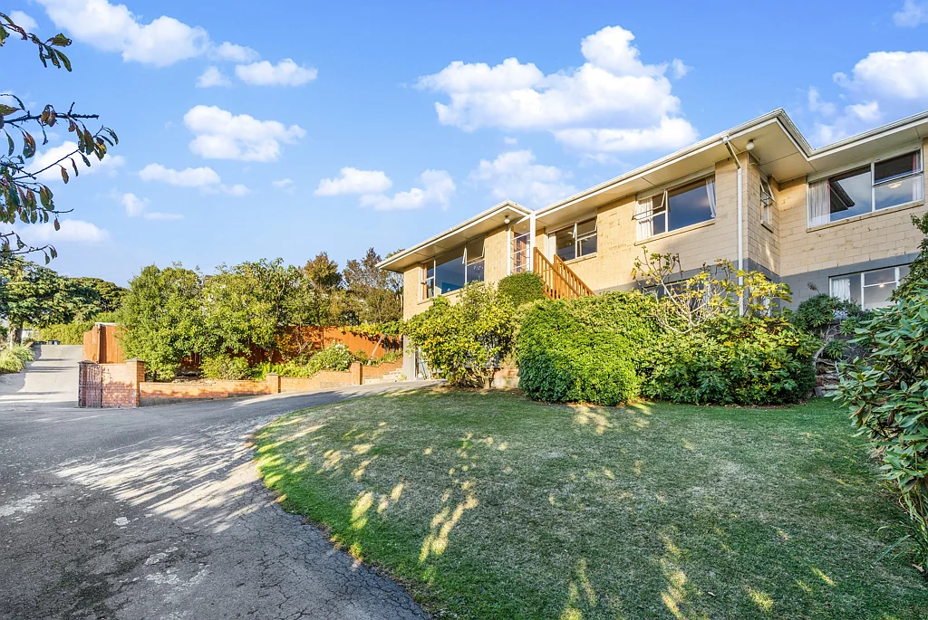 196 Dyers Pass Road, Cashmere