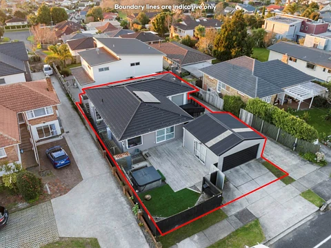 Botany Downs 5 Bedroom Motivated Vendor- Act Fast Before It’s Gone!