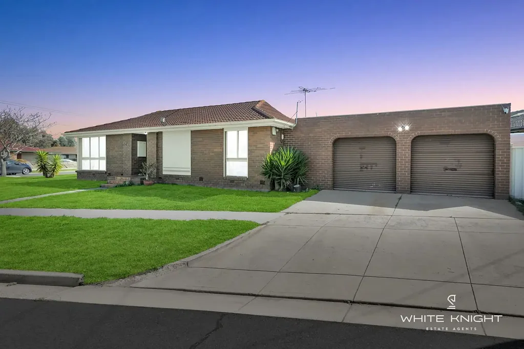 Albanvale 3 Bedroom Ideal Corner Block for Townhouse Development in Albanvale