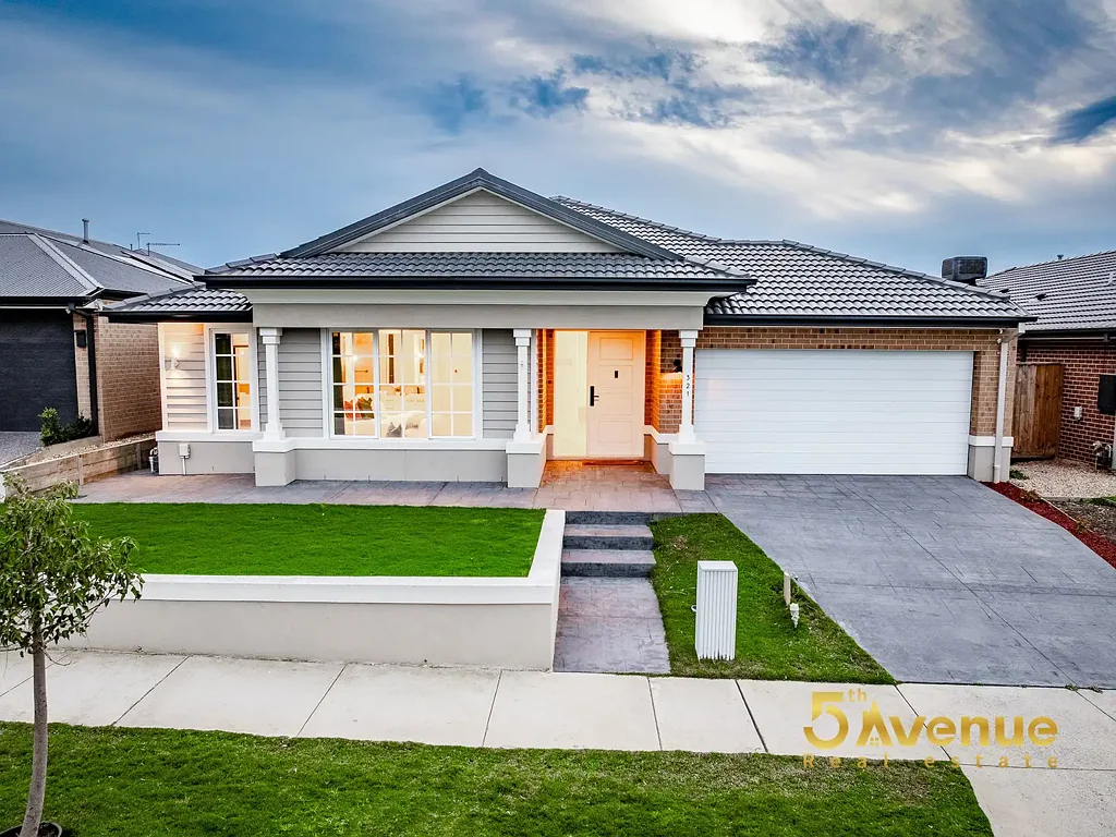 Botanic Ridge 4房 Botanic Ridge 尊贵地段的精致现代生活 Refined Contemporary Living in a Prestigious Botanic Ridge Setting