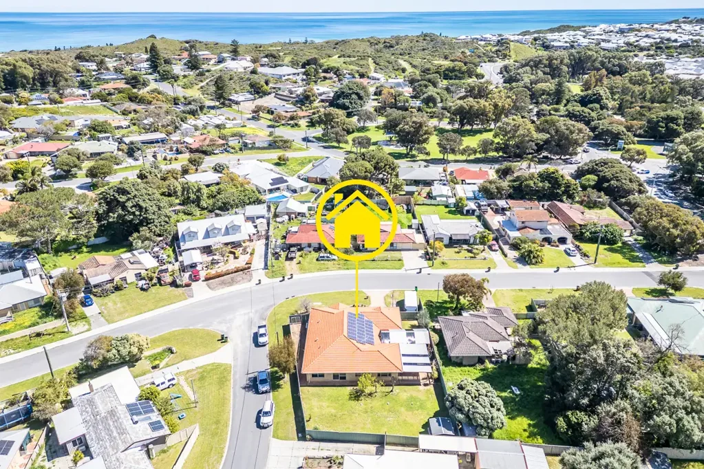 Yanchep 4ਬੈੱਡਰੂਮ Expansive Family Living on a Corner Block