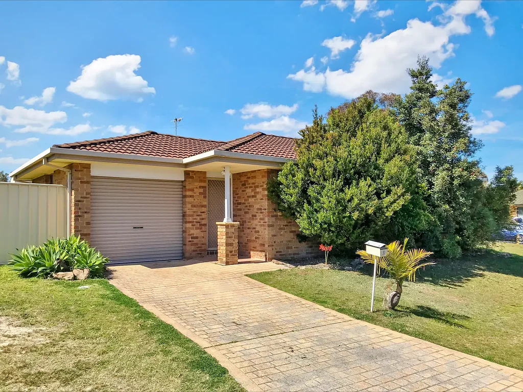 3 Bedroom Brick Home with Spacious Backyard