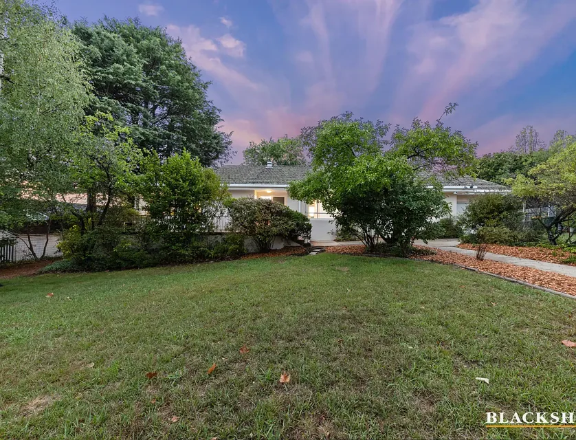 72 Arthur Circle, Forrest, ACT 2603, 4房, 2浴, House