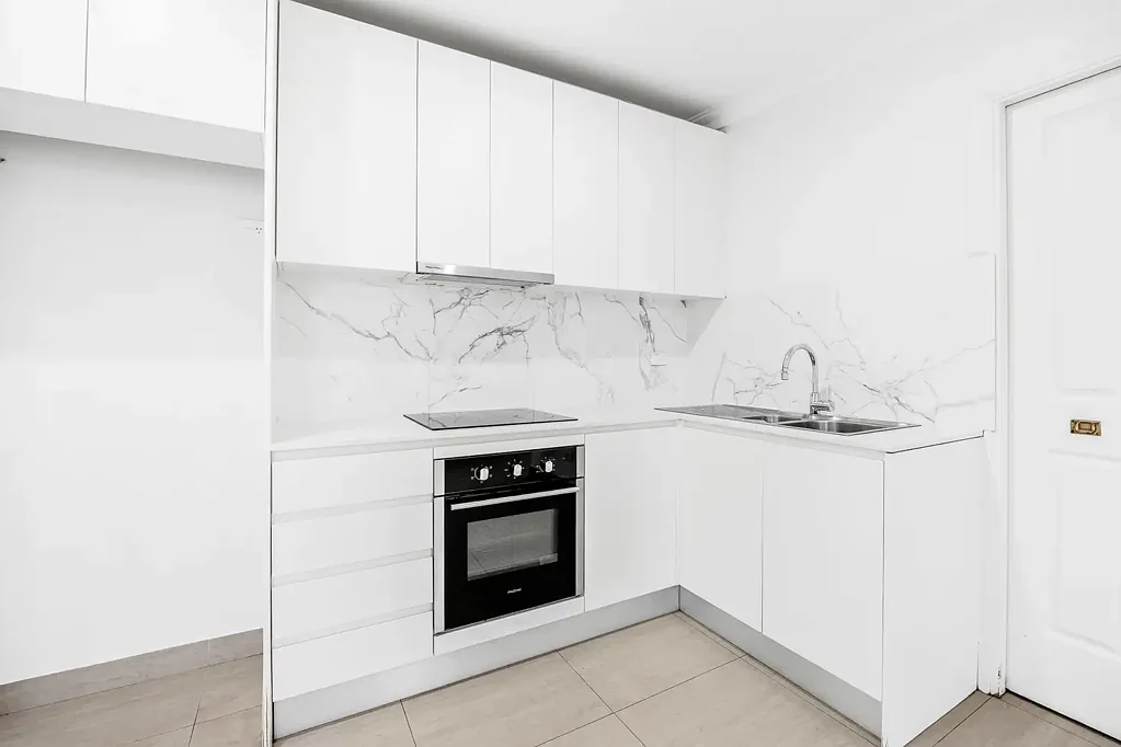 Well Presented Two Bedroom Apartment in a Convenient Location