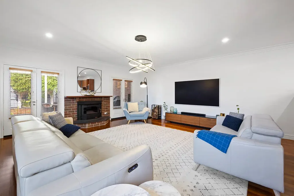 Mentone 4Phòng ngủ Timeless Style & the Location of a Lifetime