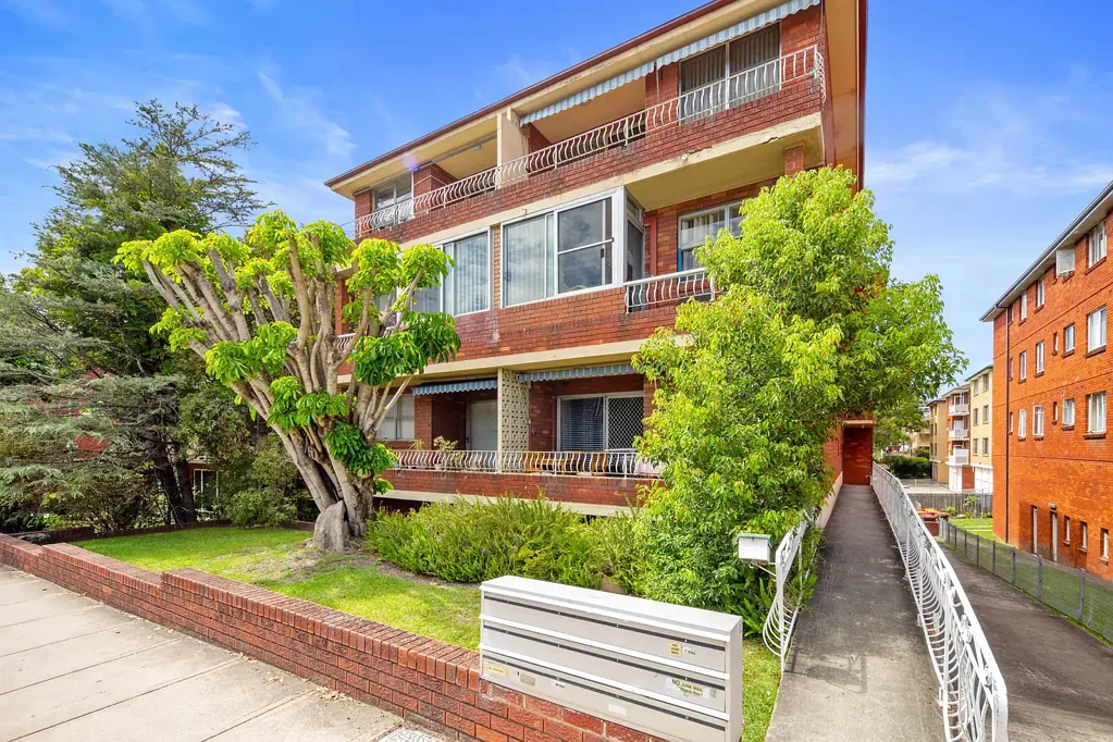 Hurstville 2Moenga Ideal first home or investment