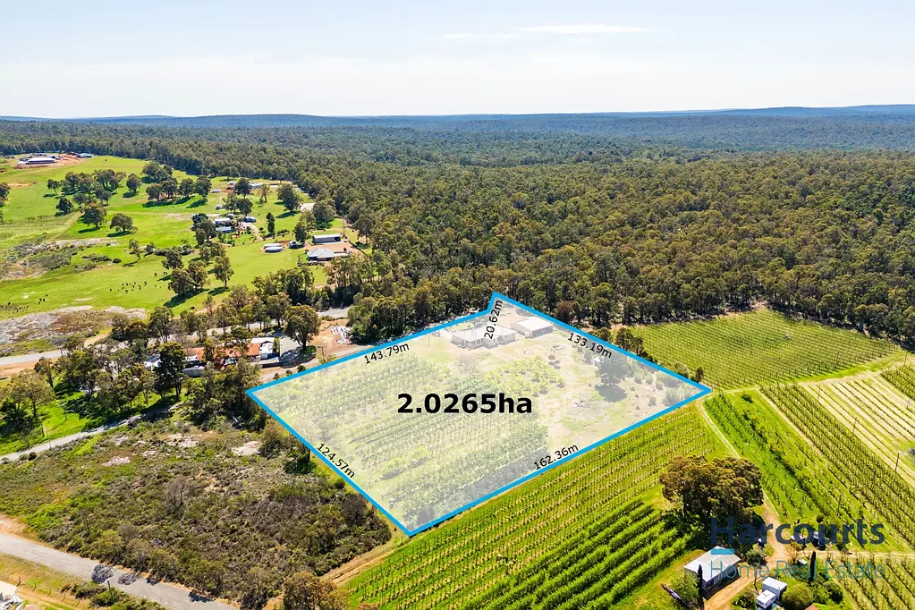 18 Conifer Road, Karragullen, WA 6111