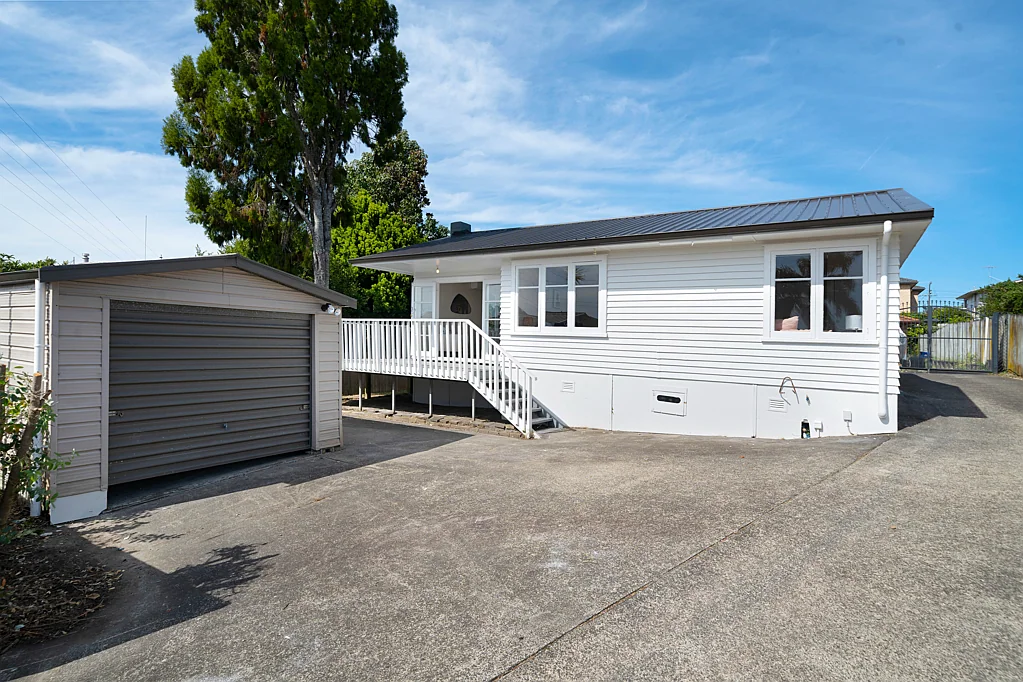 48A Beaubank Road, Kelston, Waitakere City, Auckland