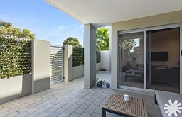 2/100 Roberts Road, Rivervale