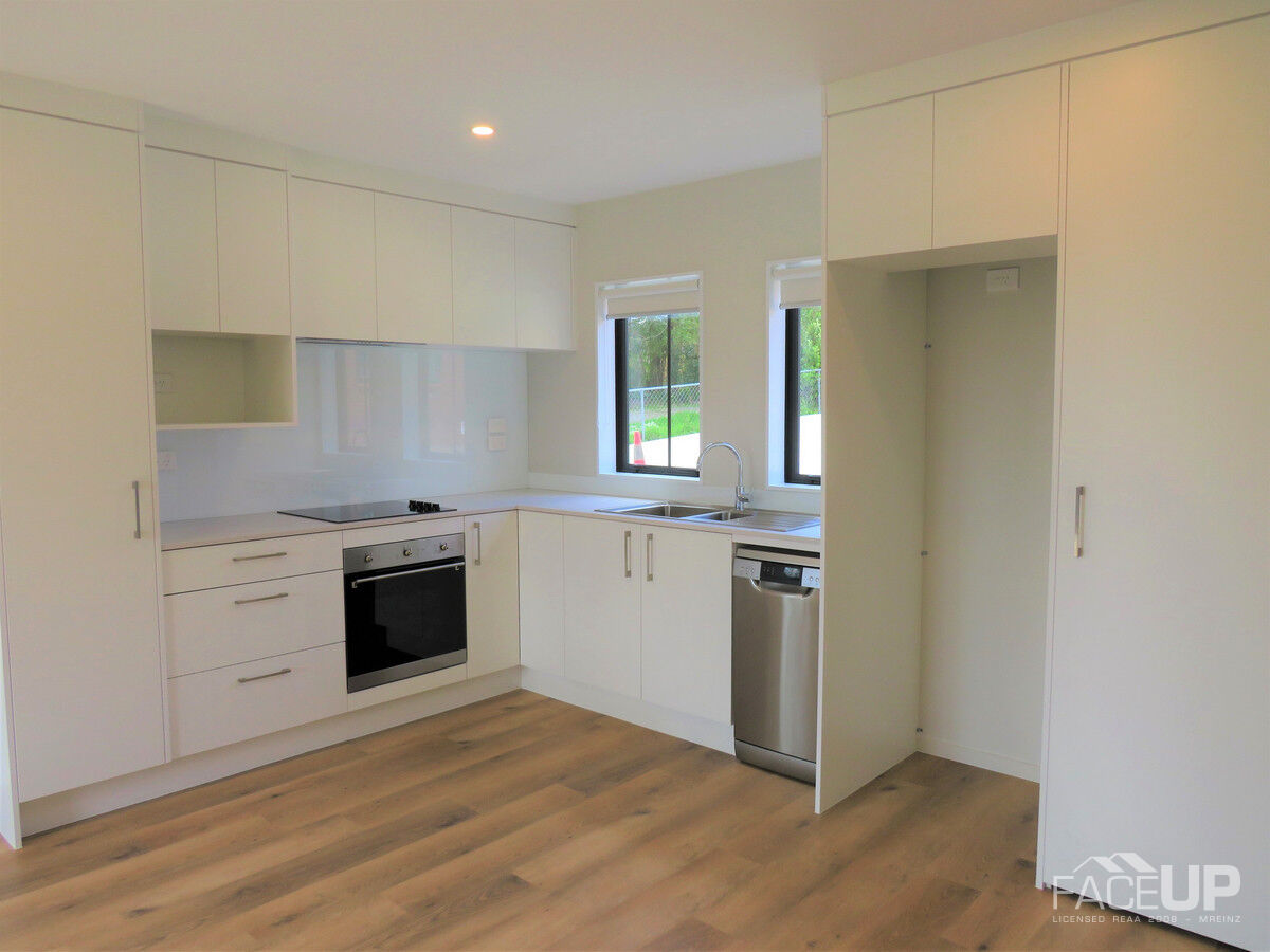 15/15 Sunhill Road, Sunnyvale, Auckland - Waitakere, 2 ห้องนอน, 1 ห้องน้ำ, House