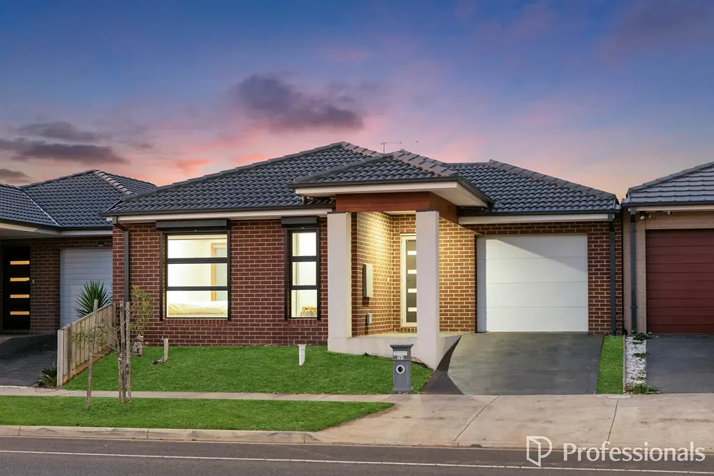 Beautiful Family home with park views