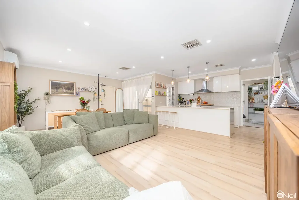 Byford 3房  STYLISH FAMILY LIVING IN BYFORD HOTSPOT
