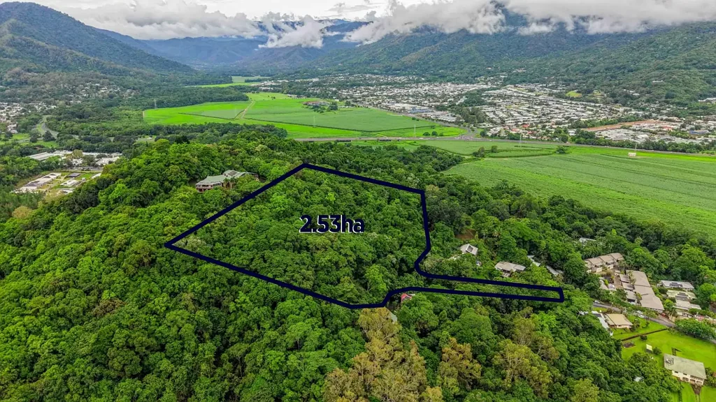 Freshwater  2.53 Hectares - Top of The Hill - 180 Degree Views