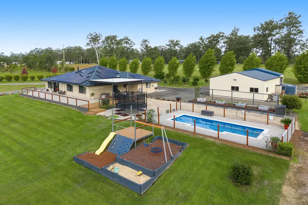 Kundabung 4 Bedroom South Australia Here We Come…..Soon….But We Must Sell First.