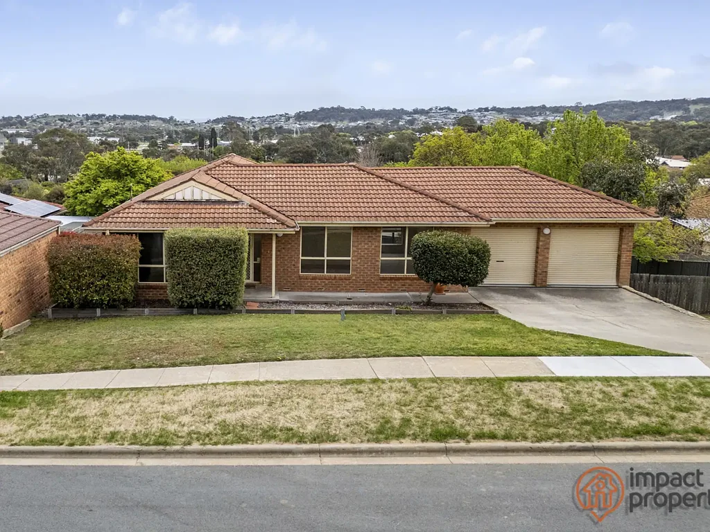 Ngunnawal 4બેડરૂમ Spacious Family Home with Room to Grow & Endless Potential !
