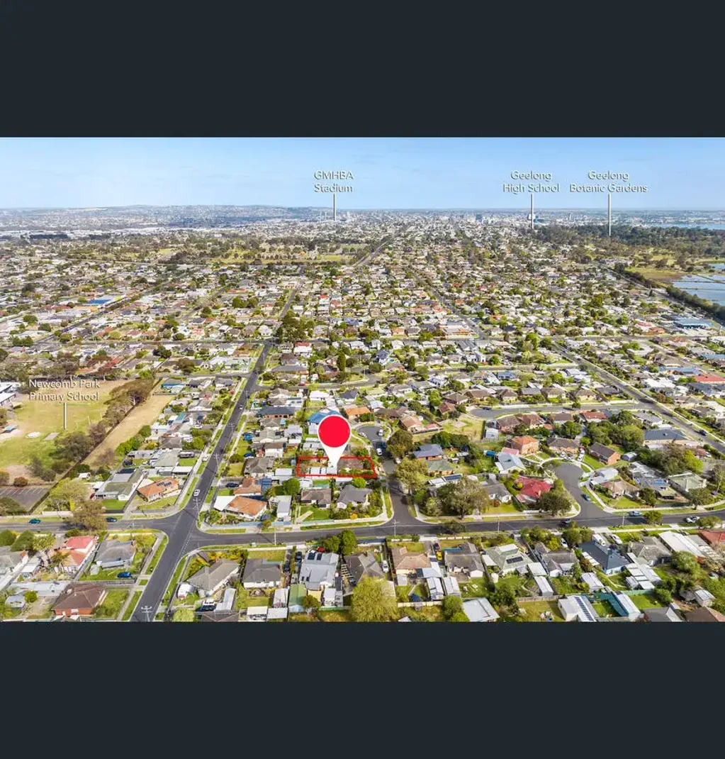 Newcomb 3 Slaapkamer UNIQUE opportunity for savvy investor in high-growth area